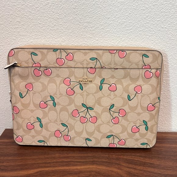 coach Laptop Sleeve In Signature Canvas With Heart Cherry Print cf158 - Picture 1 of 7